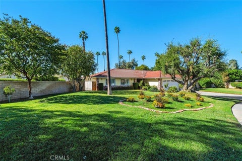 Tiny photo for 6565 Lorraine Dr, Riverside, CA 92506 (MLS # IV26231172)