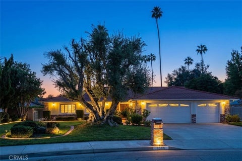 Photo of 6565 Lorraine Dr, Riverside, CA 92506 (MLS # IV26231172)