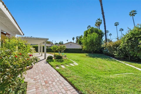 Tiny photo for 6565 Lorraine Dr, Riverside, CA 92506 (MLS # IV26231172)