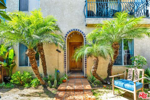 Photo of 1135 N Coronado Street, Los Angeles, CA 90026 (MLS # 26653987)