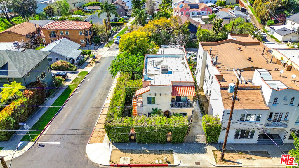 1135 N Coronado Street