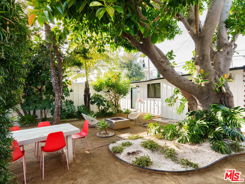 315 Vernon Avenue