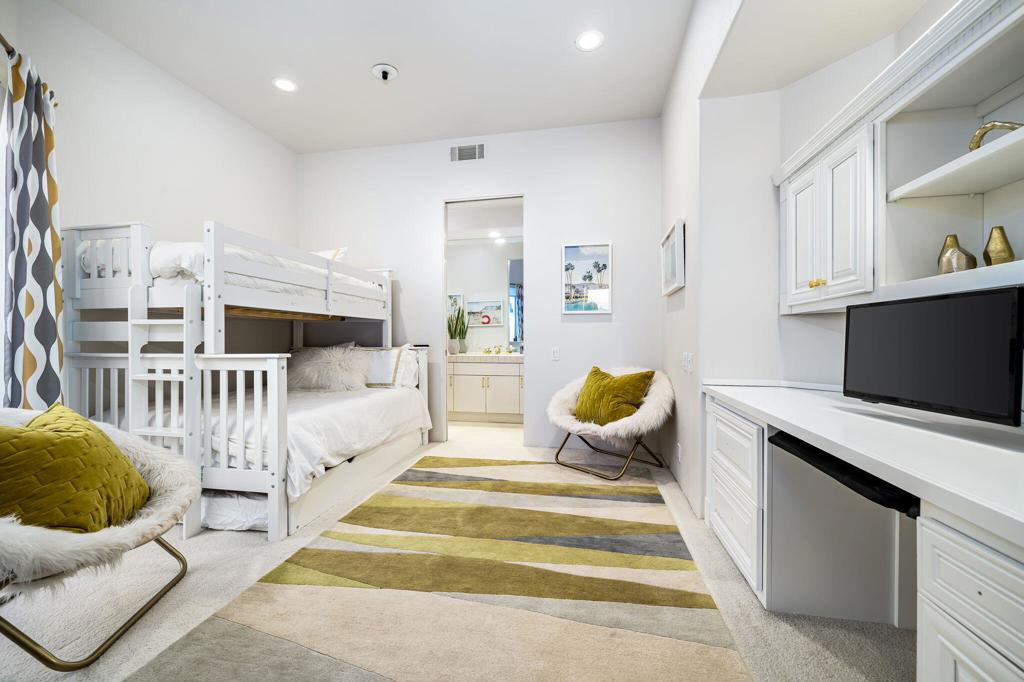 Desert Horizons C.C. - Residential