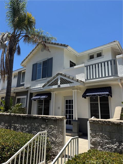 Photo of 38 Breakers LN, Aliso Viejo, CA 92656 (MLS # OC26150861)