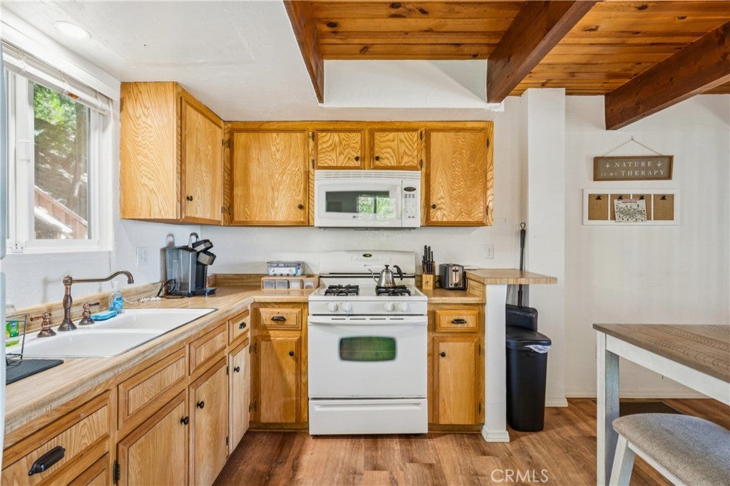 2409 Spring Oak
