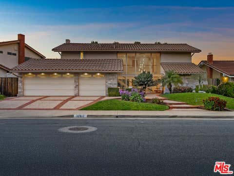 Photo of 32017 Wallington Court, Westlake Village, CA 91361 (MLS # 26855999)