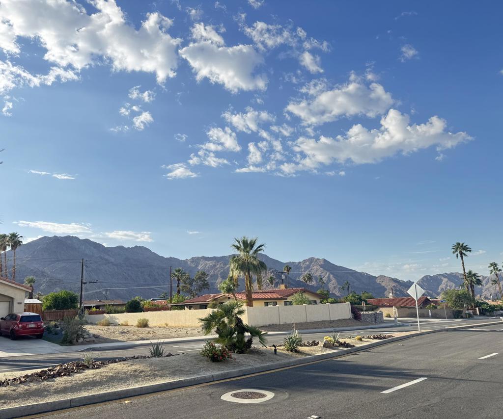 La Quinta Cove - Land