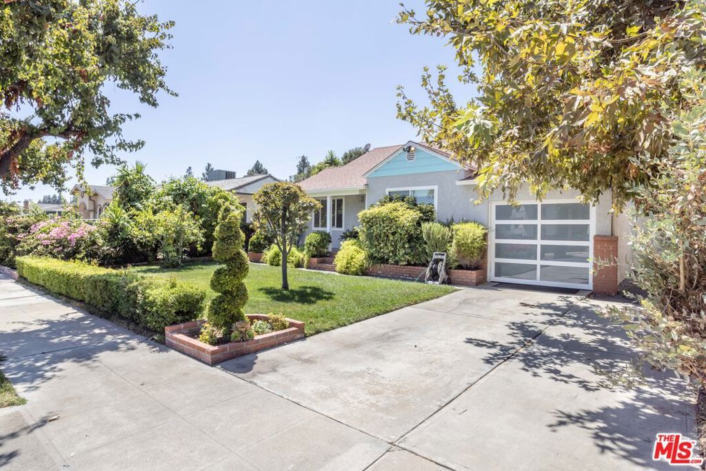 listing image 130723618854806412587