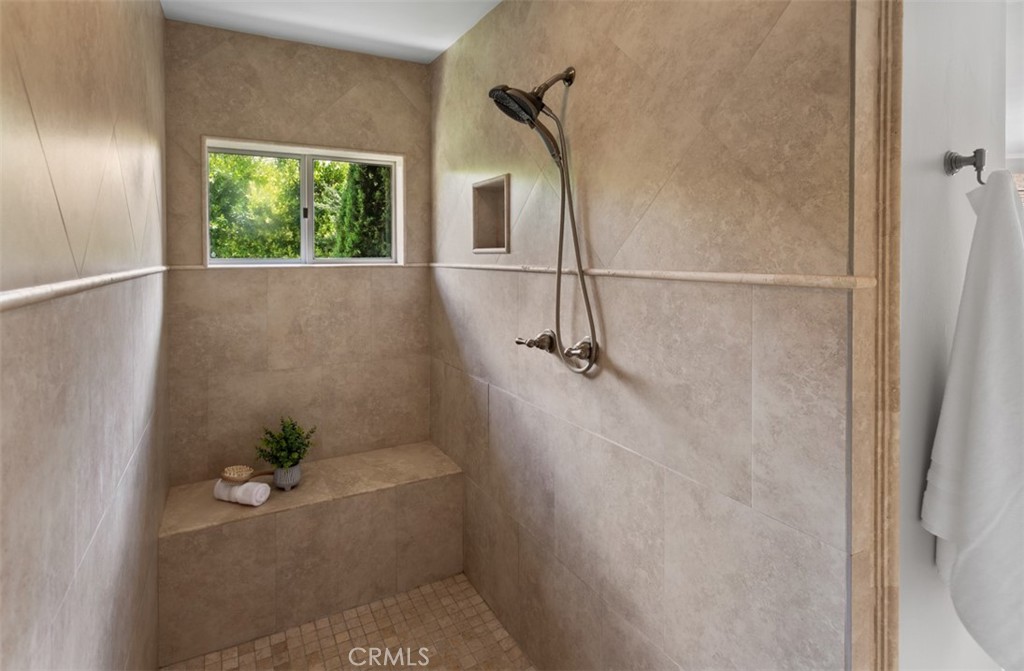 Hidden Mountain (HM) - Residential