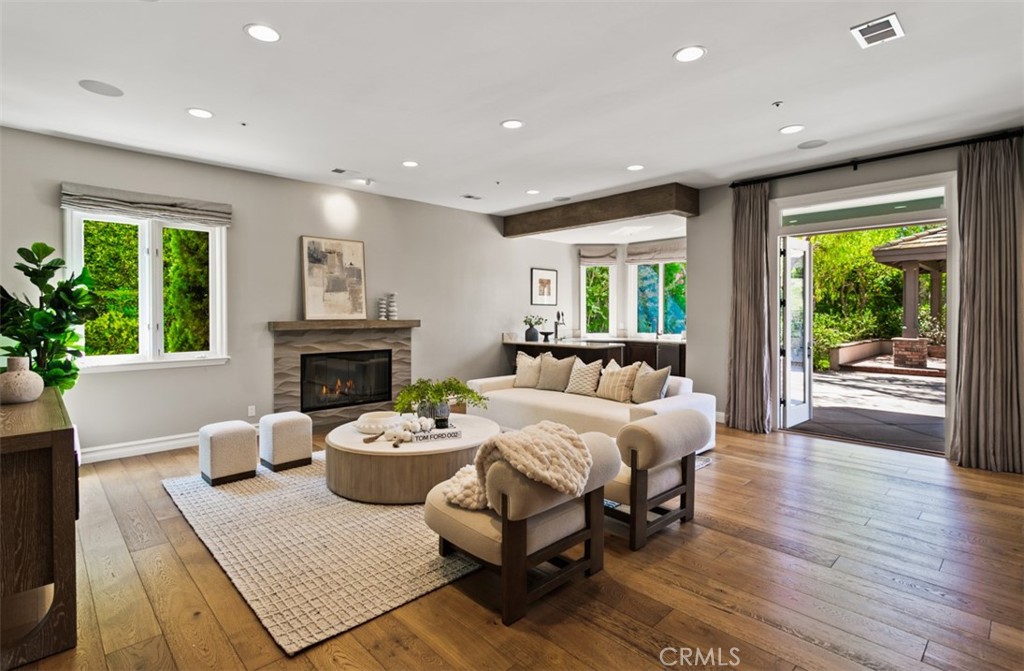 Hidden Mountain (HM) - Residential