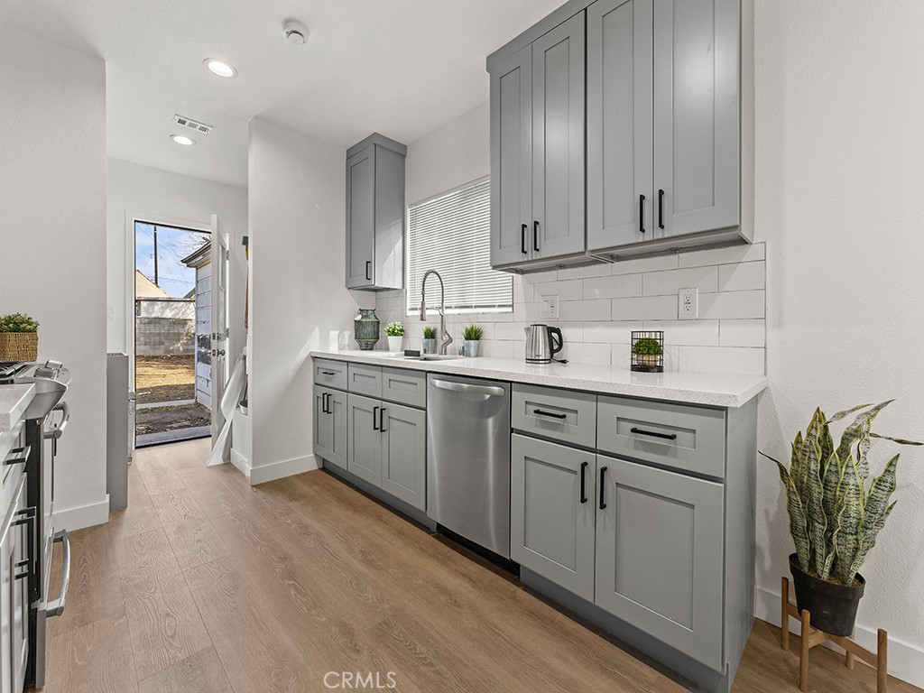 OTHR - Residential Lease