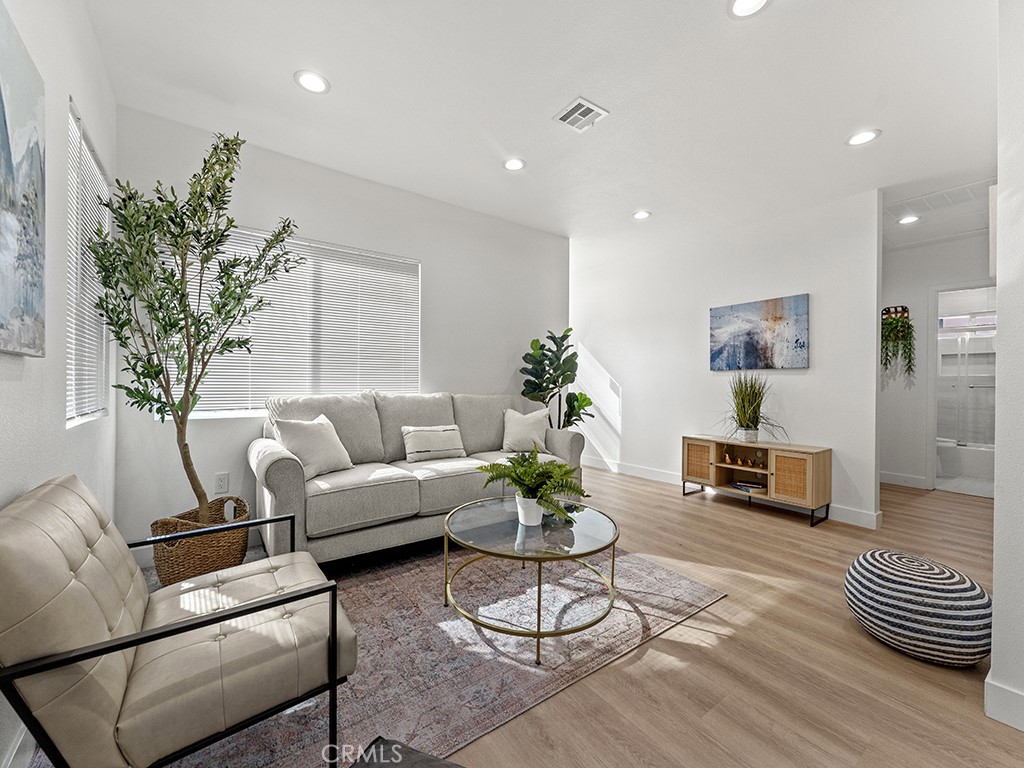 OTHR - Residential Lease