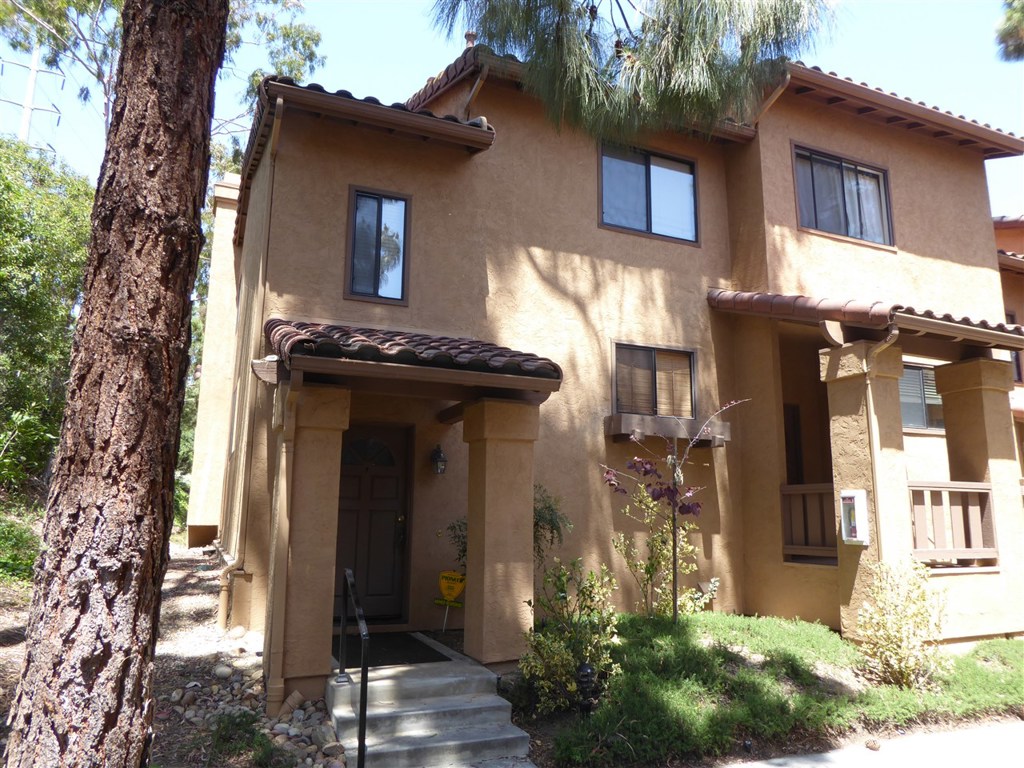 Mint condition! End unit: quiet and private! Beautiful updated kitchen and baths. Granite counters and newer contemporary cabinets throughout kitchen and bathrooms. Excellent central location,close to all. Two master bedrooms, smooth ceilings, some recessed lighting and custom light fixtures (see photos). Living room has fireplace and access to large outside patio. MUST SEE TO APPRECIATE!! Walking distance to the new Civita Park with all of its amenities!! Has Sentrilock box (see showing hours!) Neighborhoods: North Mission Valley Complex Features: ,,, Other Fees: 0 Sewer: Sewer Connected