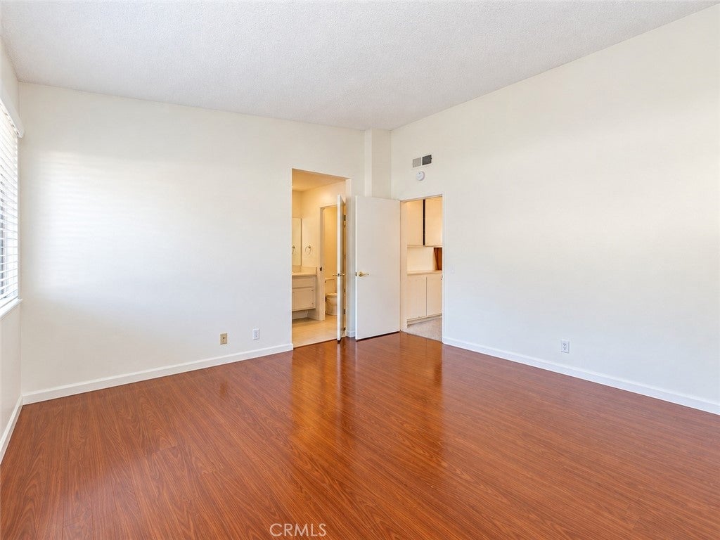 64 Ashbrook, Irvine CA 92604 - Photo 6