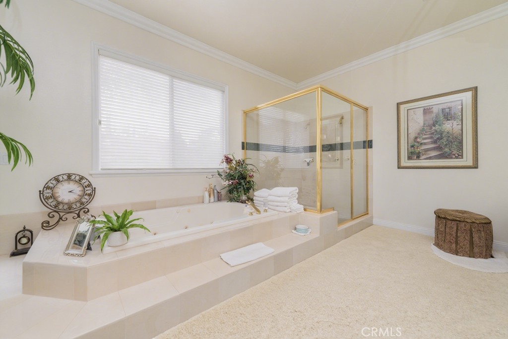 2809 Oak Knoll Drive