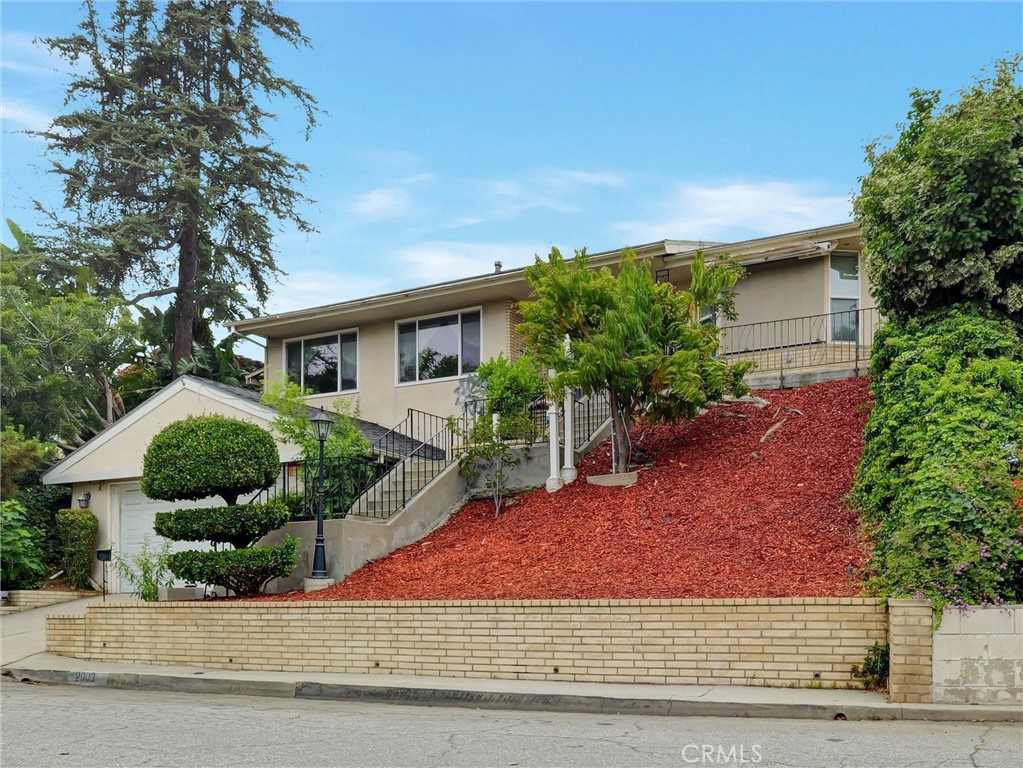 2903 Parkview Drive