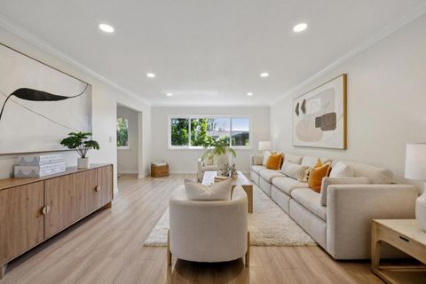 Photo of 1544 San Antonio Street, Menlo Park, CA 94025 (MLS # ML82048228)