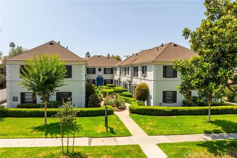 MLS: OC26040046