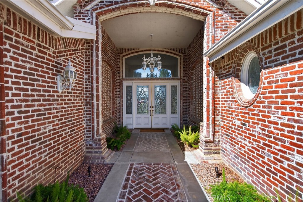 6872 Chartwell