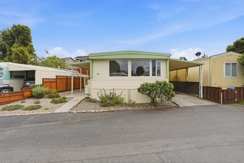 Photo of 220 Mar Vista Drive, Seacliff, CA 95003 (MLS # ML82044786)