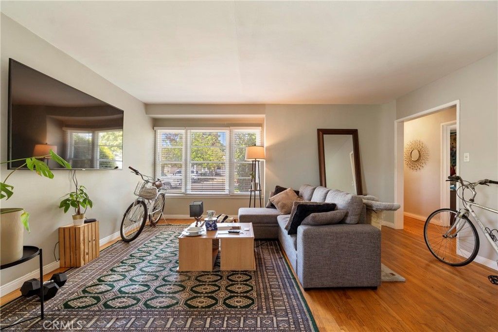 Photo of 2939 Kelton Avenue, Los Angeles, CA 90064 (MLS # SB26058924)