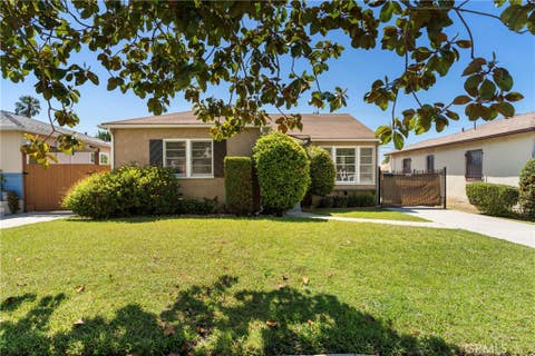 Photo of 2939 Kelton Avenue, Los Angeles, CA 90064 (MLS # SB26058924)