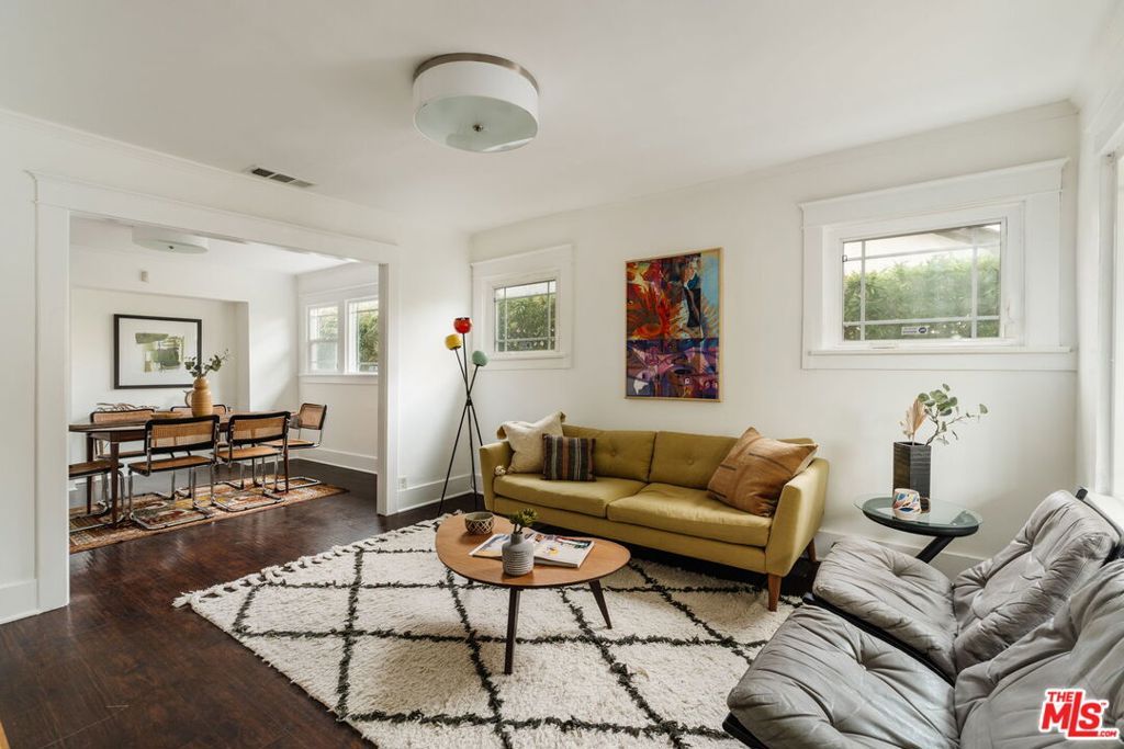 Photo of 5335 Fountain Avenue, Los Angeles, CA 90029 (MLS # 26655473)