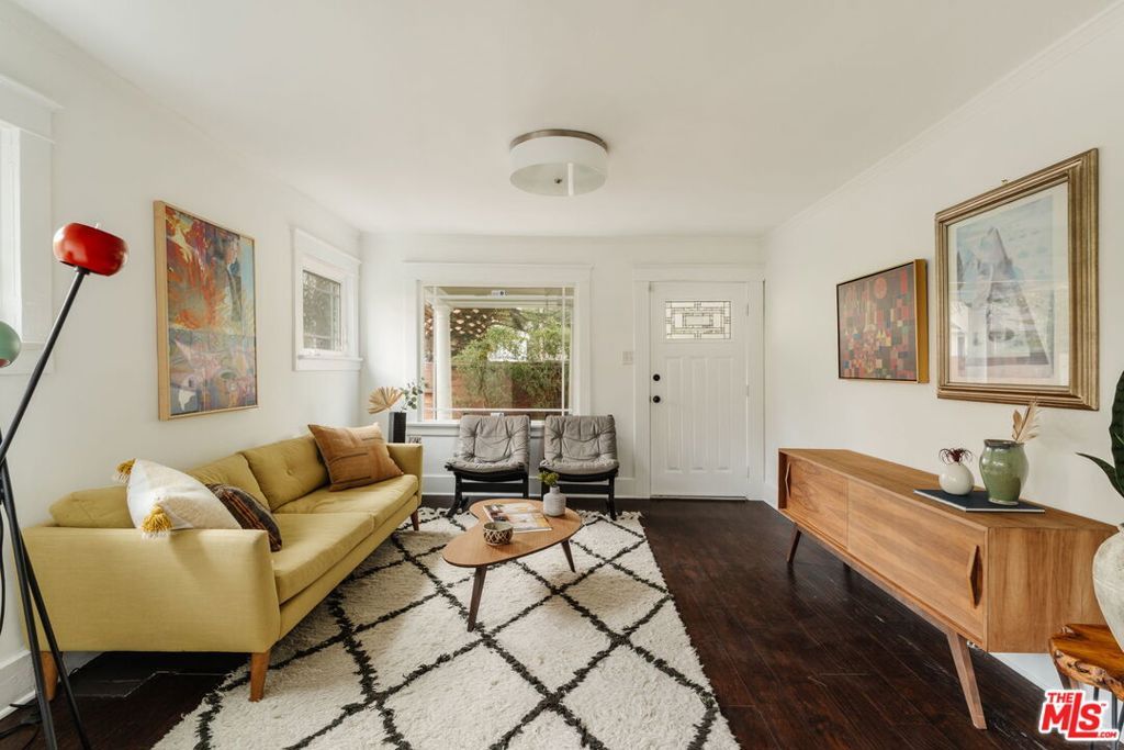 Photo of 5335 Fountain Avenue, Los Angeles, CA 90029 (MLS # 26655473)