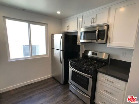 Photo of 601 N Normandie Avenue #5, Los Angeles, CA 90004 (MLS # 26704011)
