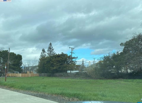 Photo of 1698 D Street, Napa, CA 94559 (MLS # 41037122)