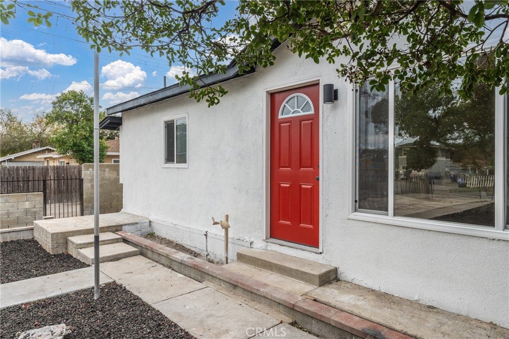 249 N 10th Avenue