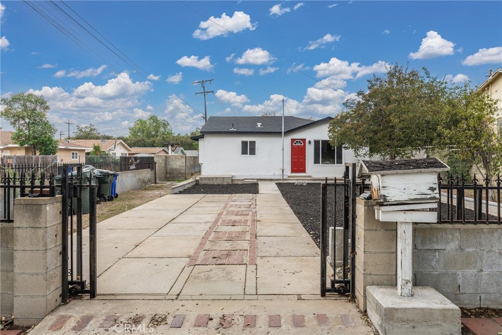 249 N 10th Avenue
