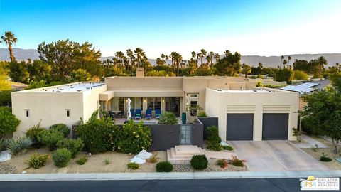 Photo of 1628 Sienna Court, Palm Springs, CA 92262 (MLS # 26833661PS)