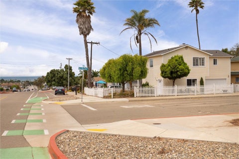 Tiny photo for 581 Newport AVE, Grover Beach, CA 93433 (MLS # PI26130653)