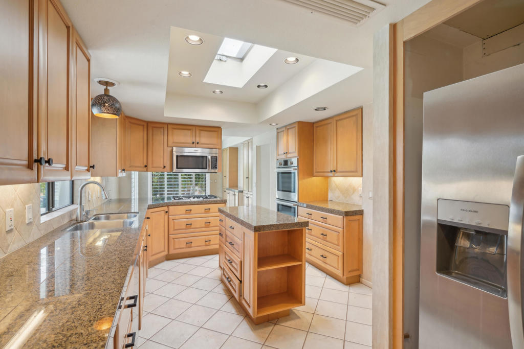 Indian Canyons - Residential