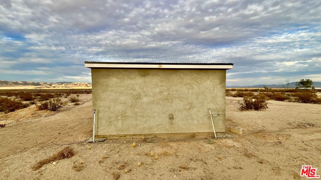 660 High Noon Road