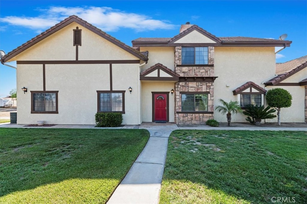 29801 Maxine Ln