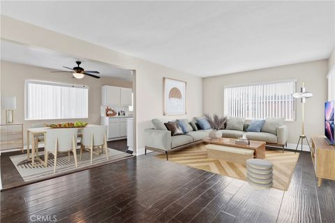 Photo of 473 E 55th Street, Long Beach, CA 90805 (MLS # PW26083293)