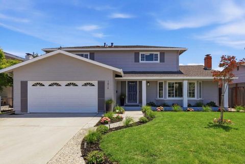 Photo of 1814 Curtner Avenue, San Jose, CA 95124 (MLS # ML82047473)