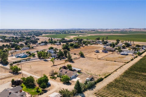 Tiny photo for 6004 Merlot Lane, Paso Robles, CA 93446 (MLS # NS26188567)