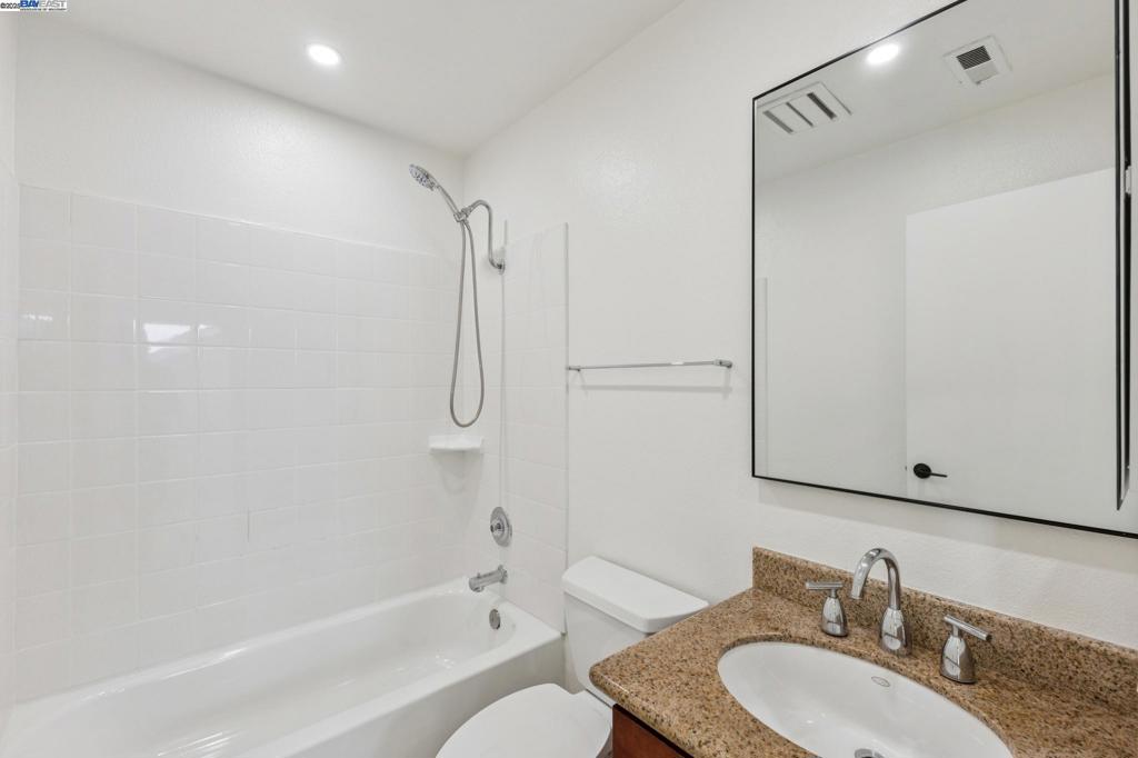 HAYWARD HILLS - Residential