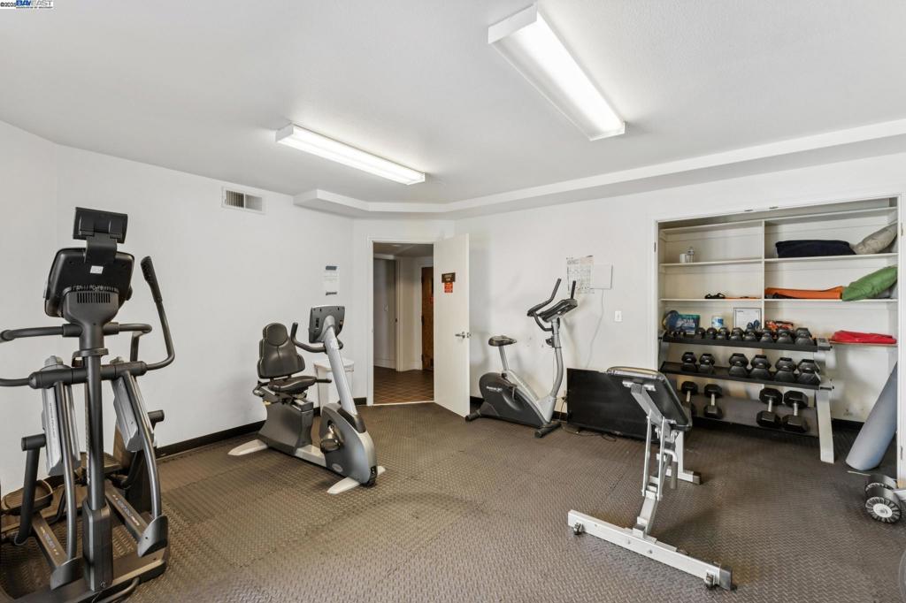 HAYWARD HILLS - Residential