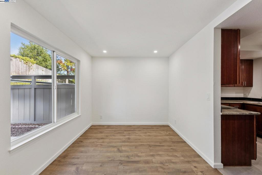 HAYWARD HILLS - Residential