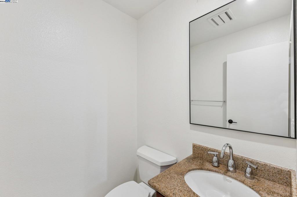 HAYWARD HILLS - Residential