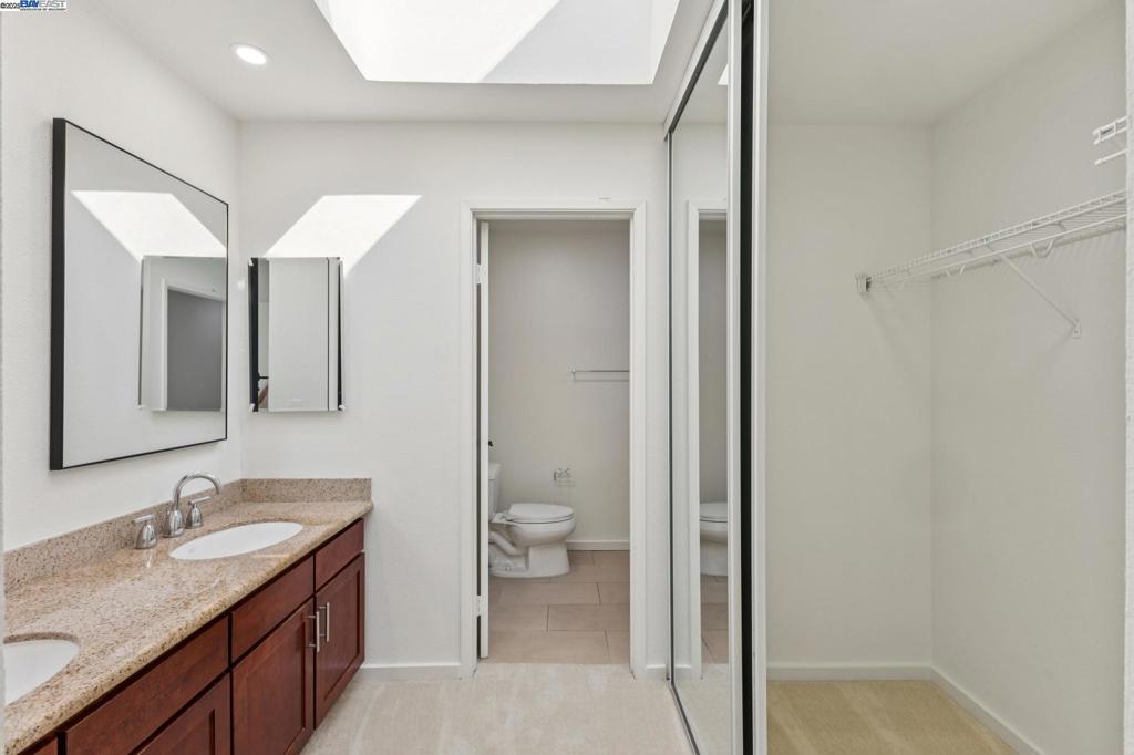 HAYWARD HILLS - Residential