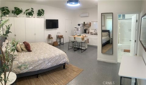 123 W Green Claremont CA 91711