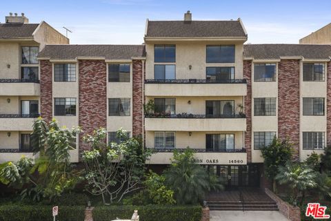 Photo of 14560 Benefit Street #206, Sherman Oaks, CA 91403 (MLS # 26714093)
