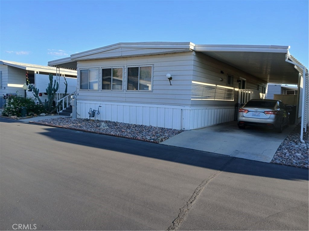 655 E Main Street 78