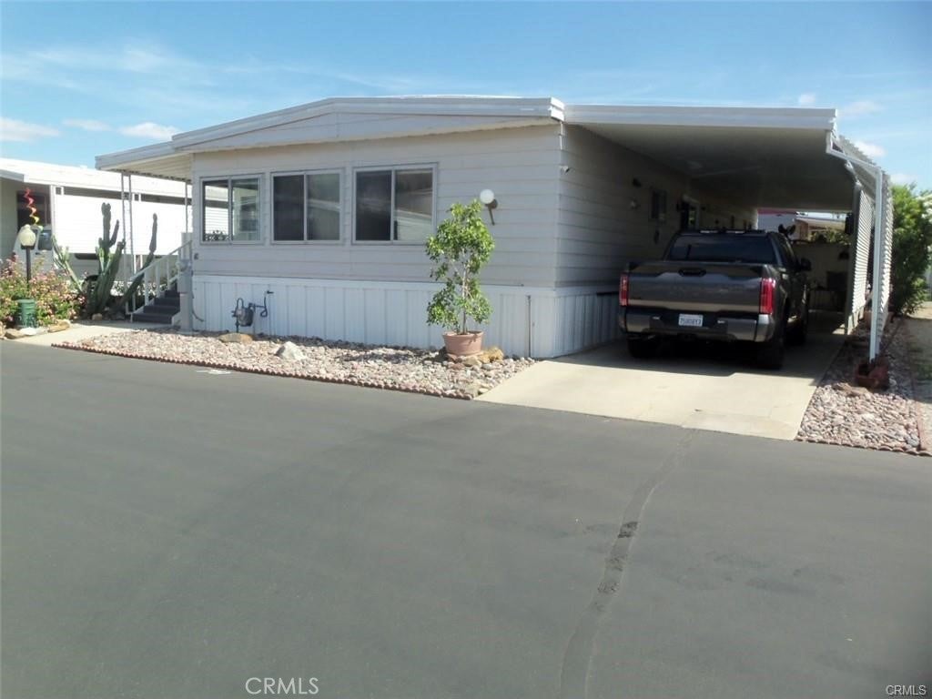 655 E Main Street 78