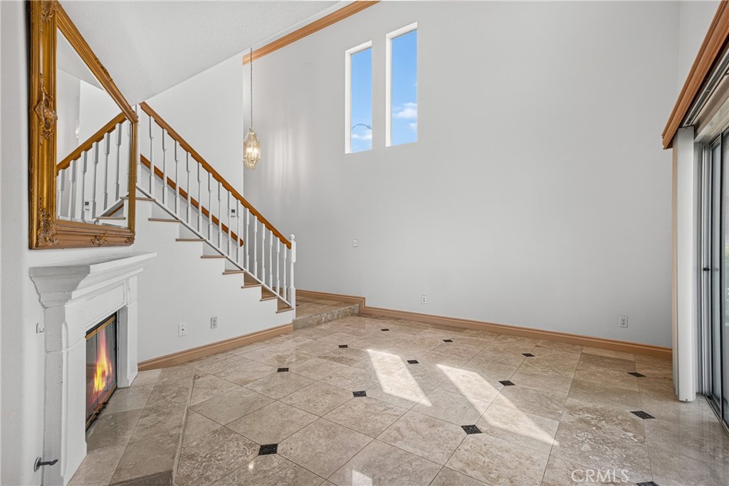 24336 Airporter Way